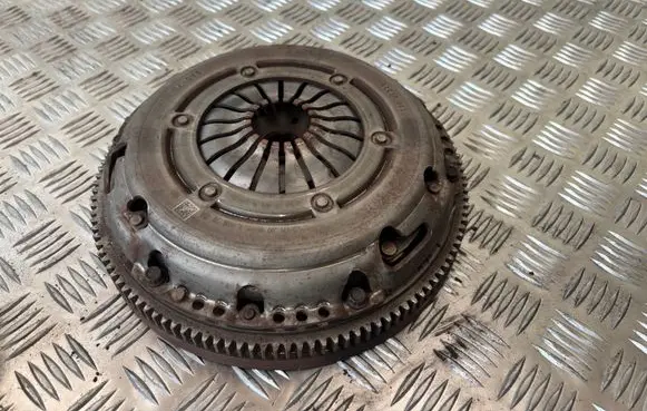 Skoda Rapid (NH) Clutch set kit 04C141025D 04C105269E