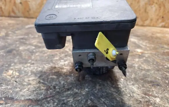 Mini One - Cooper R50 - 53 ABS Pump 676027 10.0960-0865.3 6760271