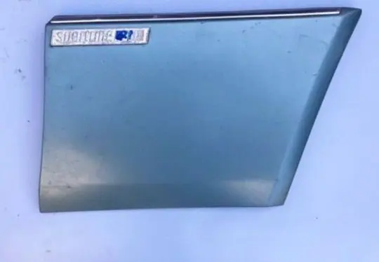 Mercedes-Benz E W124 Fender trim (molding) 146901440