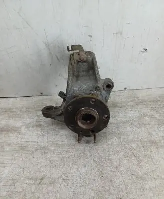 Volkswagen PASSAT B6 Front wheel hub 3C0407258F