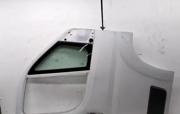 Door (2 Door Coupe)