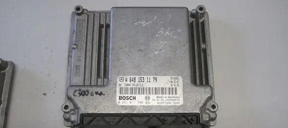 Mercedes-Benz S W220 Engine control unit/module ECU A6481531179