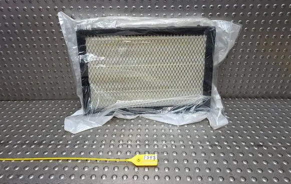 Dodge RAM 2500 DS Air filter 68441763AA