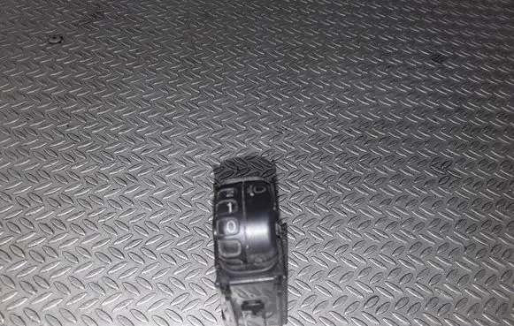 Toyota Yaris Headlight level height control switch