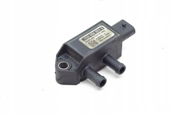 Audi Q7 4M Exhaust gas pressure sensor 059906051E