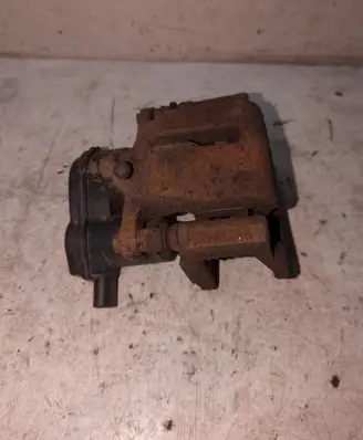 Audi A5 Sportback 8TA Rear brake caliper