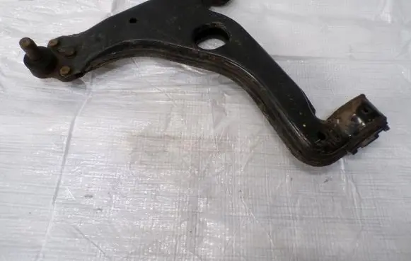 Opel Meriva B Front control arm