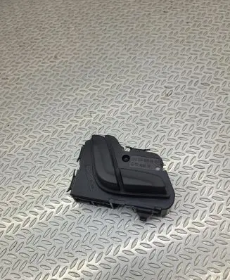 Mercedes-Benz E C207 W207 Seat control switch A2048708910