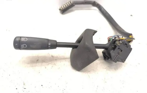 Mercedes-Benz W123 Wiper control stalk SAEQ78 9107