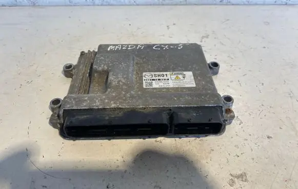 Mazda CX-5 Engine control unit/module 2757005303