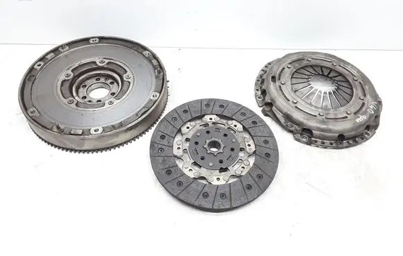 Volvo V40 Clutch set kit AV616477CE AV617550C1B AV617563CB