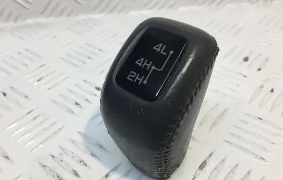 Mitsubishi Pajero Sport I Gear lever shifter trim leather/knob
