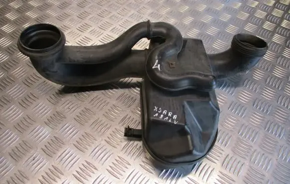 Citroen Xsara Intake resonator 