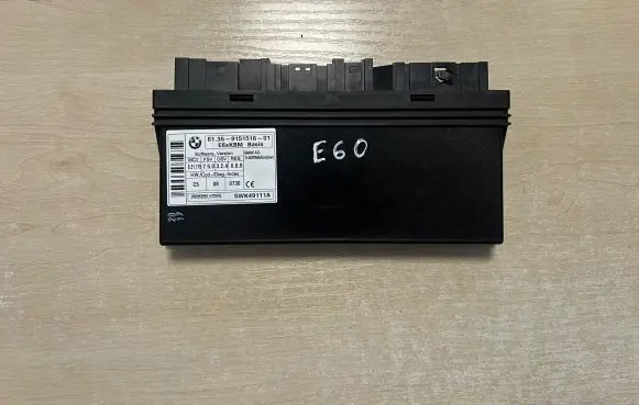 BMW 5 E60 E61 Comfort/convenience module 9151516 61359151516 5WK49111A