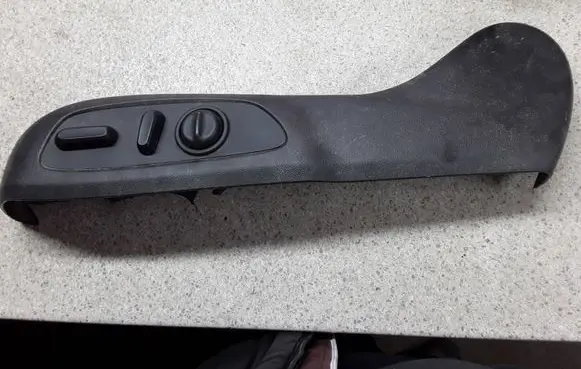 Chevrolet Malibu Seat control switch 25926719 13507312