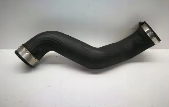 Audi A4 S4 B7 8E 8H Intercooler hose/pipe 8E0145737F