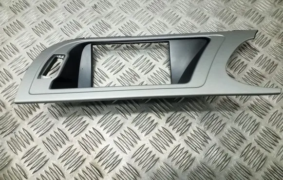 Audi A4 S4 B8 8K Radio/GPS head unit trim 8K2857185F