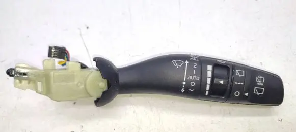 KIA Sportage Wiper switch 