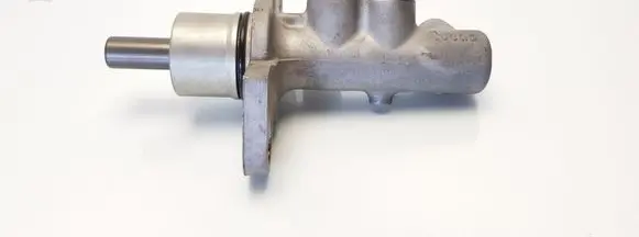 Audi A4 S4 B5 8D Master brake cylinder