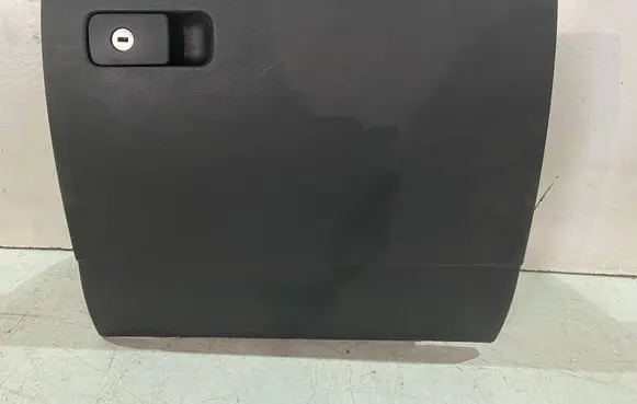 Volkswagen Golf VII Glove box 5G1857114
