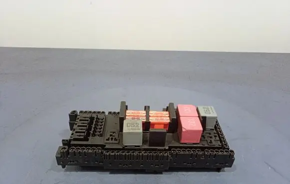 Mercedes-Benz AMG GT R190 C190 Fuse box set A2139068901
