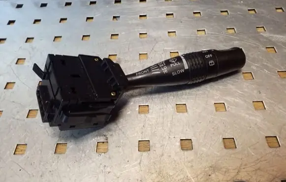 Mitsubishi Grandis Wiper control stalk