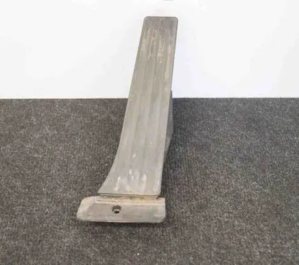 BMW 3 E90 E91 Accelerator throttle pedal 6789998