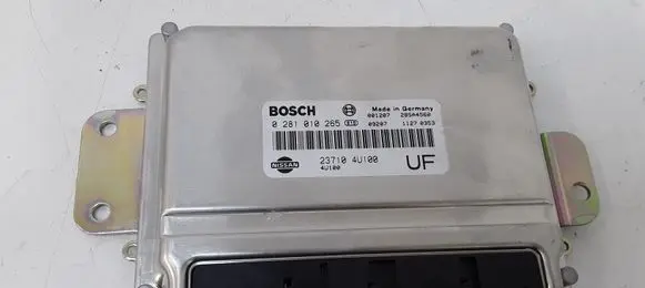 Nissan Almera Tino Engine control unit/module 237104U100