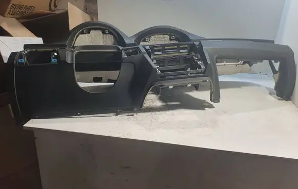 BMW 3 E90 E91 Dashboard 9120325 08B115RB2337N