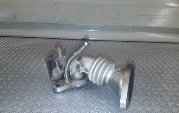 Mazda 6 EGR valve line/pipe/hose