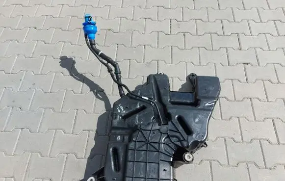 Ford Transit Custom II AdBlue liquid reservoir 