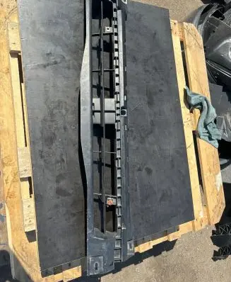 Radiator trim