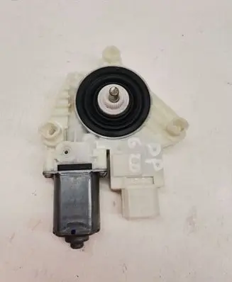 BMW 5 G30 G31 Front door window regulator motor 7455081