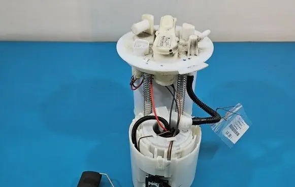 Hyundai i20 (GB IB) In-tank fuel pump 31110C8000 IMPRK1567815