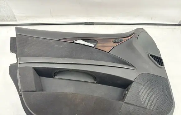 Mercedes-Benz E W211 Front door card panel trim A2117205562