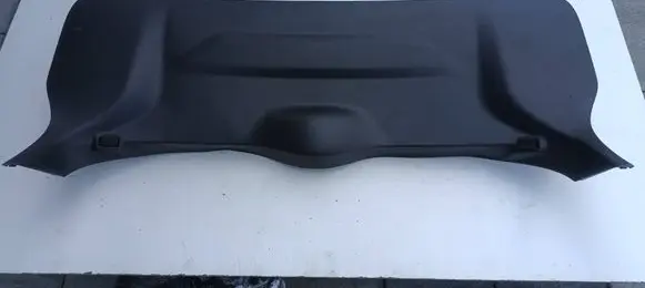 Tailgate trim