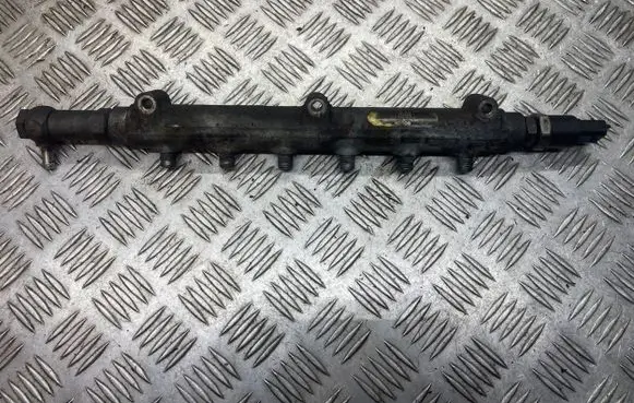 Volvo S80 Fuel main line pipe 8658252 002855 0445215010