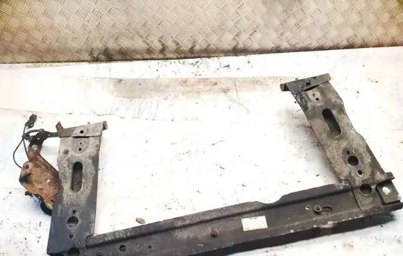 Renault Scenic II - Grand scenic II Radiator support slam panel 8200479321