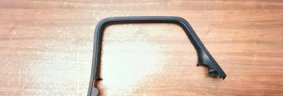 Opel Astra J Rear door glass trim molding 13264860