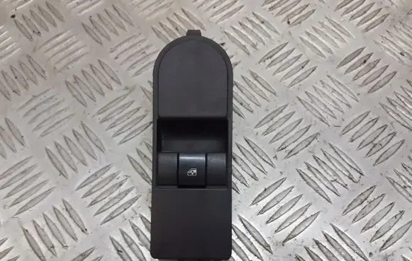 Opel Zafira B Quarter vent window switch 13228709