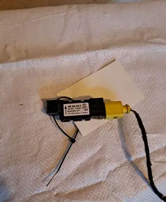 Audi A6 S6 C6 4F Airbag deployment crash/impact sensor 4B0959643E