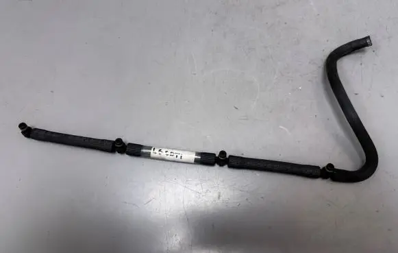 Opel Zafira C Fuel return line/hose 55502770