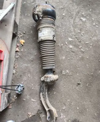 Audi A6 S6 C7 4G Front air suspension shock absorber 4G0616039AD
