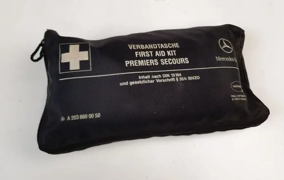 Mercedes-Benz A W169 First aid kit A2038600050