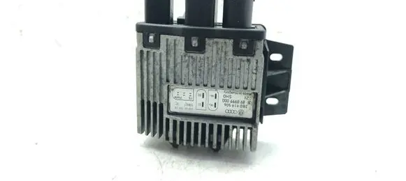Volkswagen Transporter - Caravelle T5 Fan control module 3B0919506 898999000