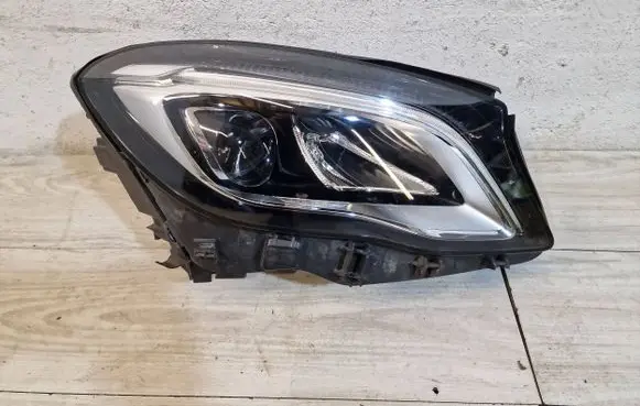 Mercedes-Benz GLA W156 Headlight/headlamp A1569067600