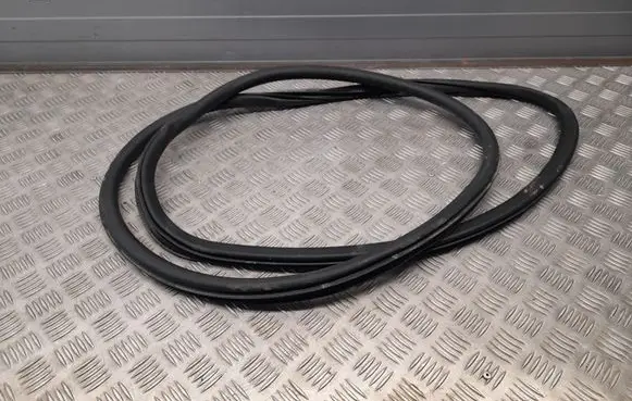 Chrysler Pacifica Front door rubber seal 68188726AD