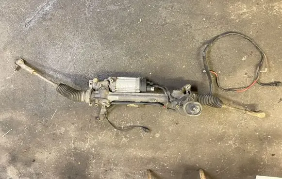 Volkswagen Golf Plus Steering rack 1K1909144M