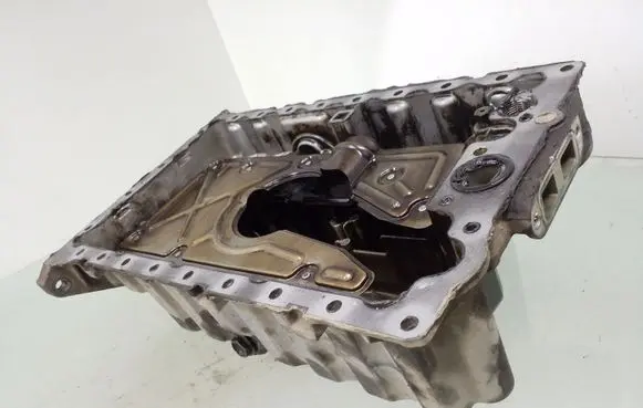 Volvo S40, V40 Oil sump 9146340