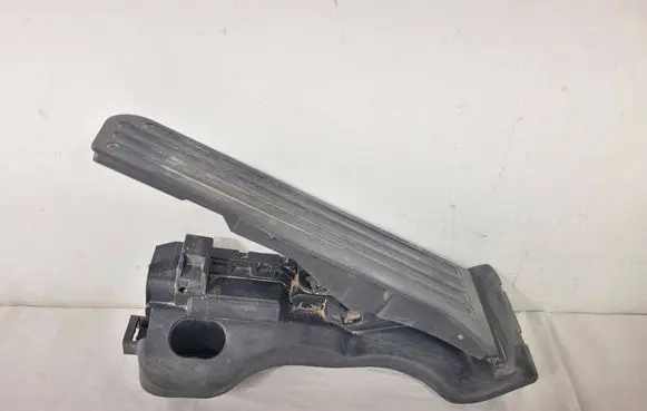 Volkswagen Golf V Accelerator throttle pedal 1K1721503P 151015